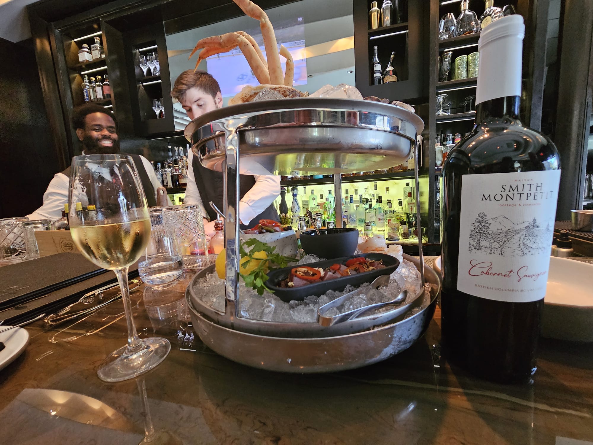 Hawksworth Downtown Vancouver / Chef Hawksworth – Maison Smith ...